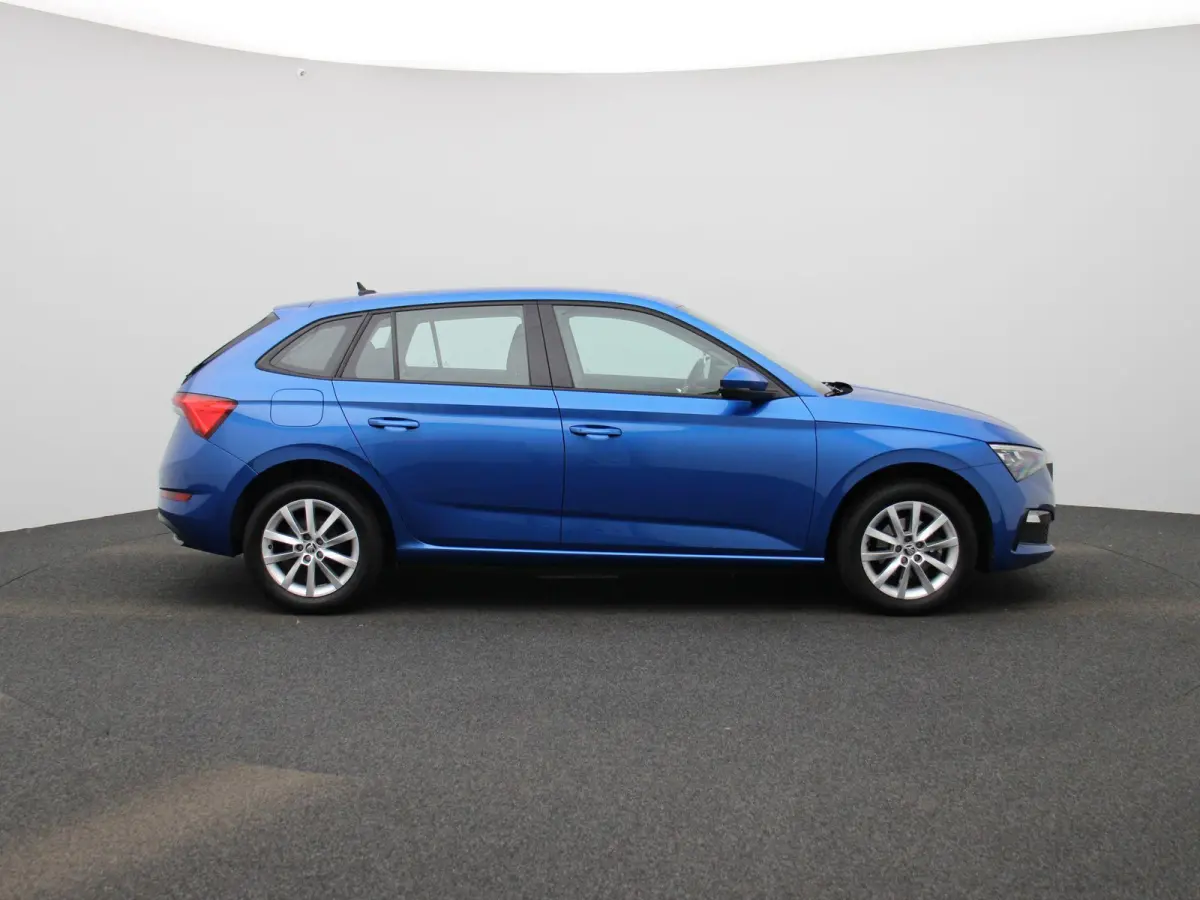 1.0 TSI Business Edition | Navigatie | Trekhaak | Apple carplay | Virtual cockpit | DAB | Stoel verwarming | Camera | Climate control | Parkeer sensoren | LED | LMV |