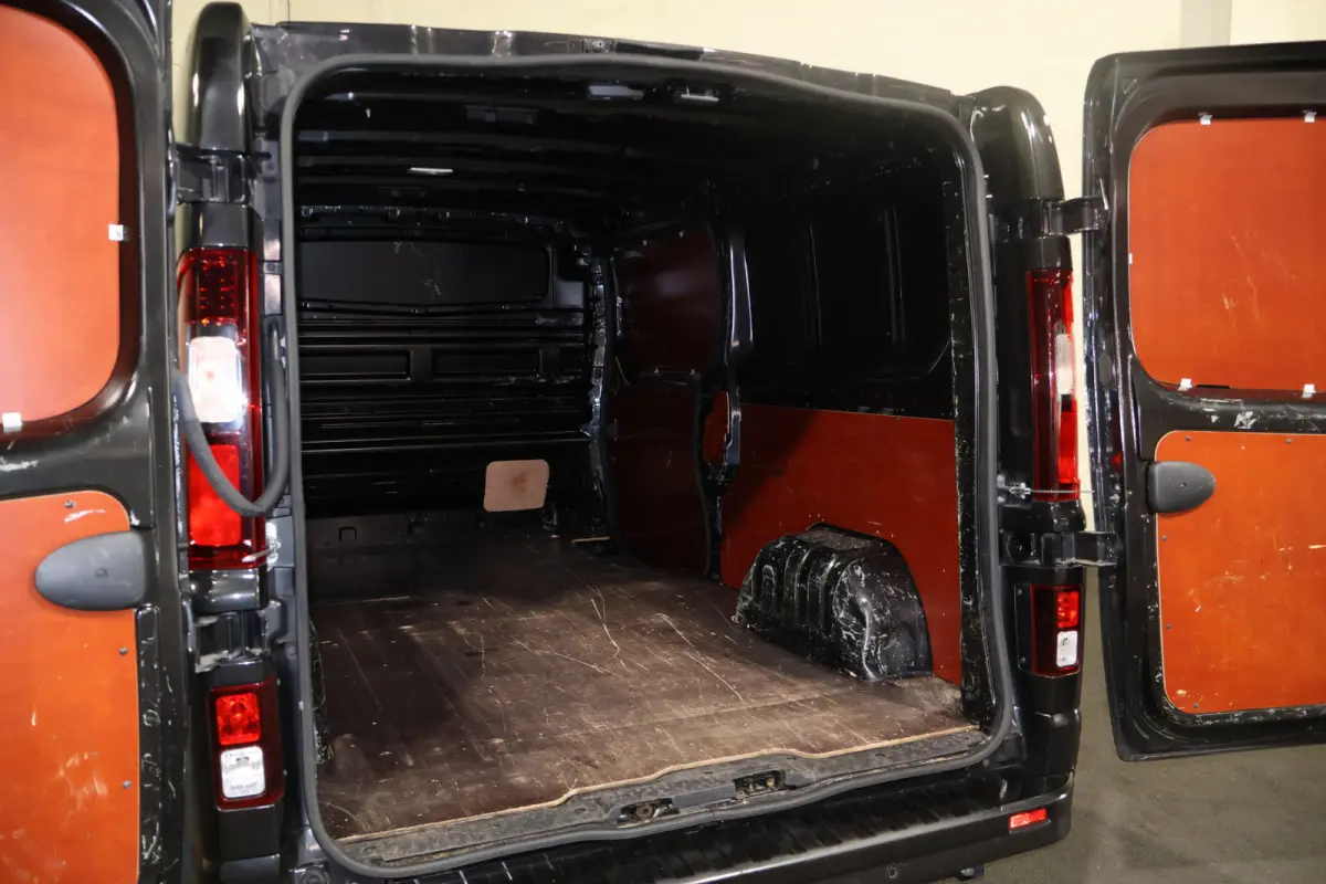 2.0 dCi 150pk L2 H1 Work Edition Automaat