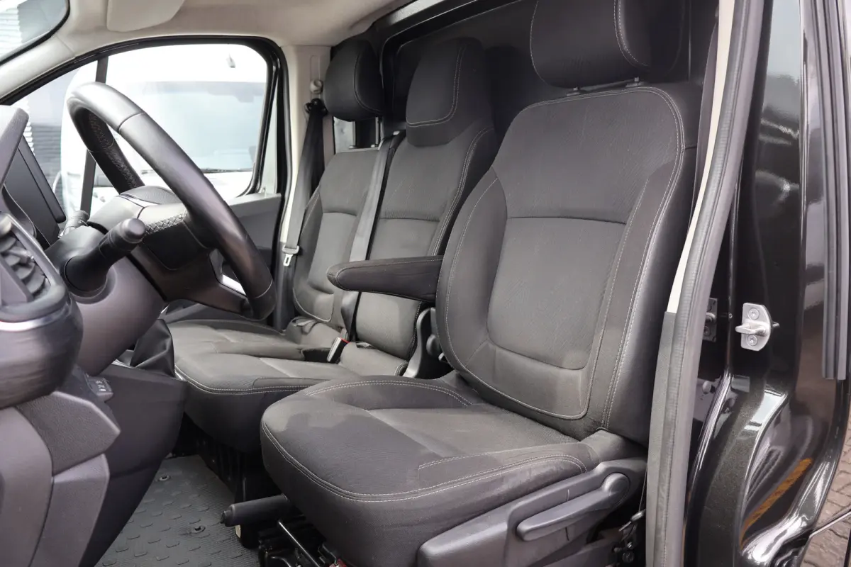 2.0 dCi 150pk L2 H1 Work Edition Automaat