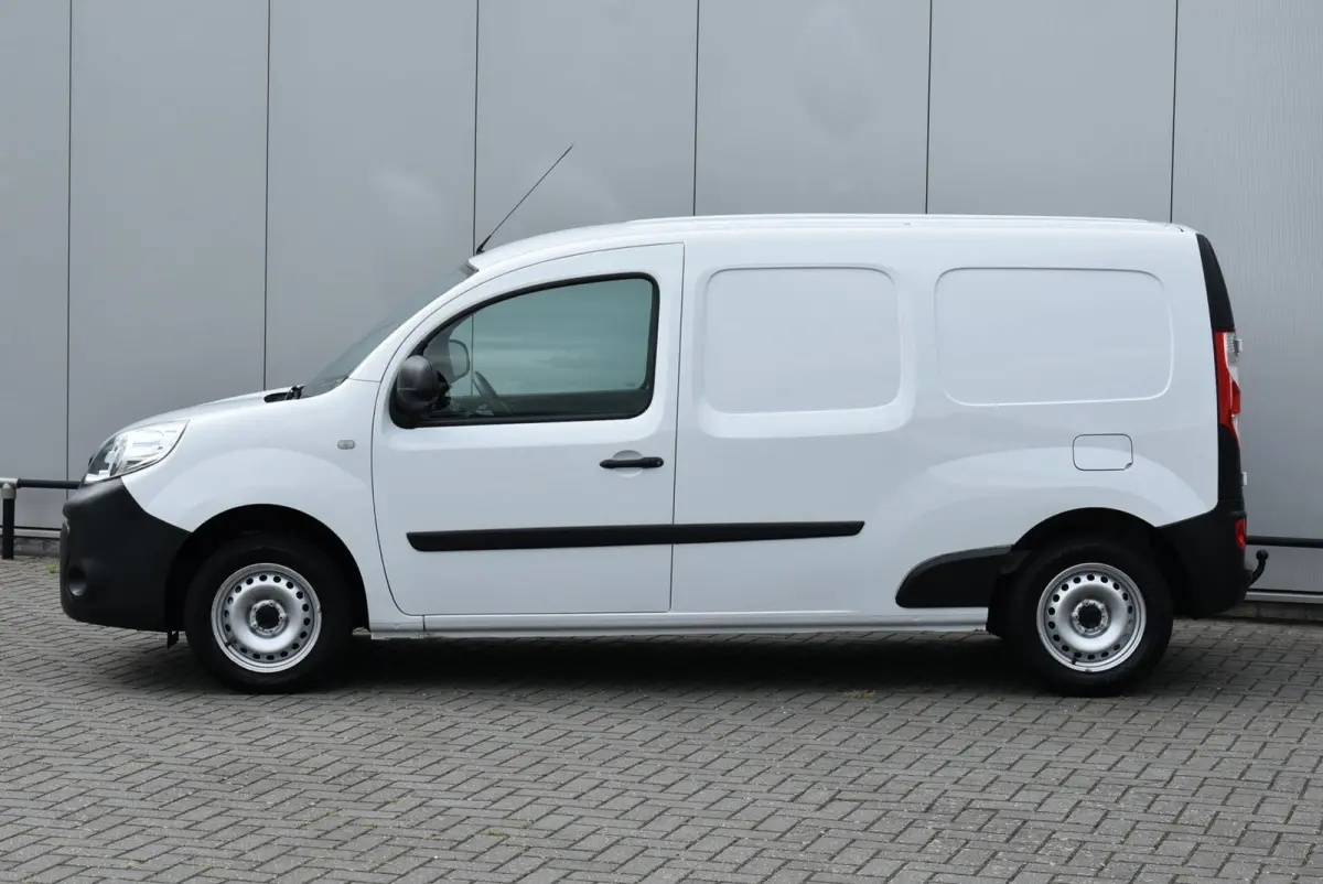 bestel 1.5 Blue dCi L2H1 Maxi Airco Navi Cruise Eur6