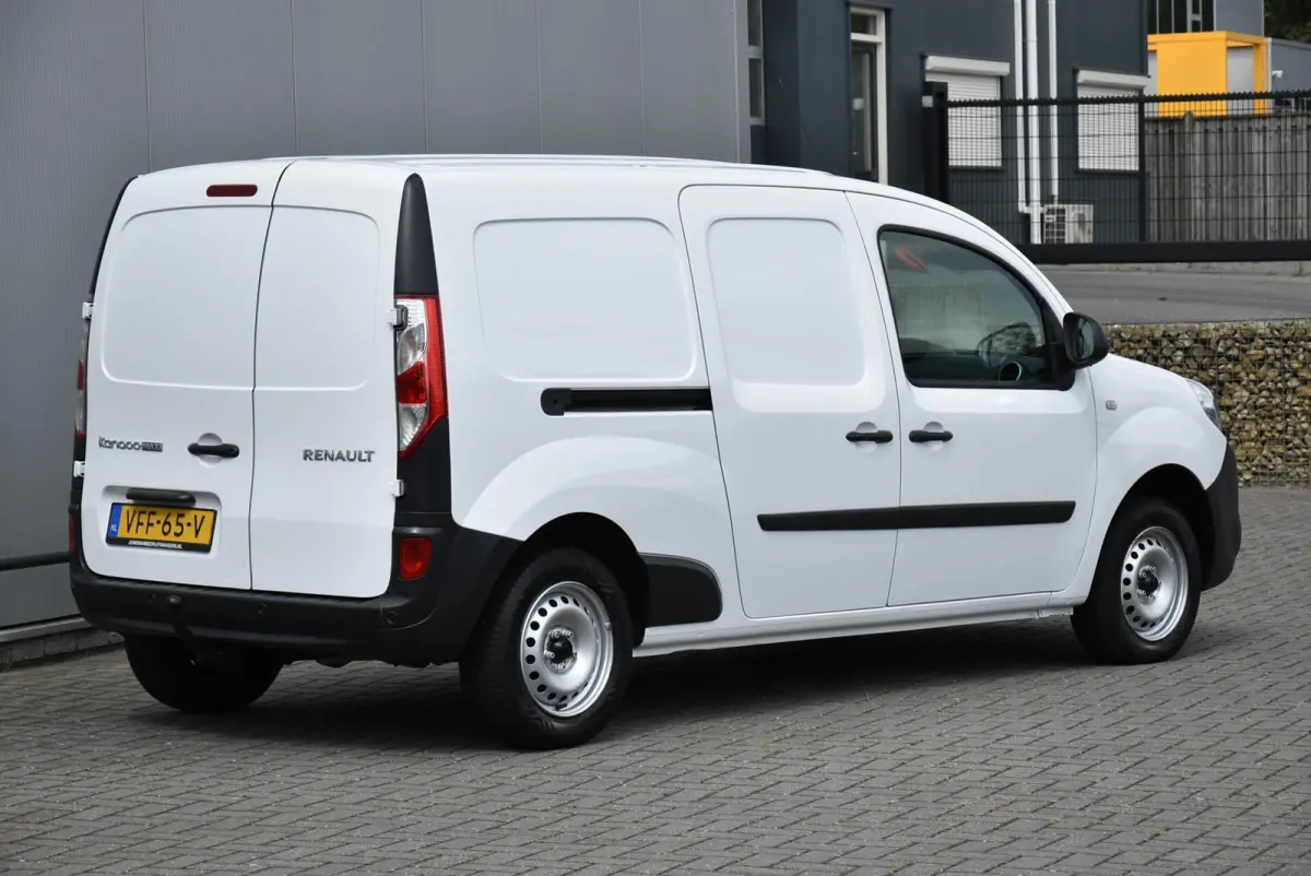 bestel 1.5 Blue dCi L2H1 Maxi Airco Navi Cruise Eur6