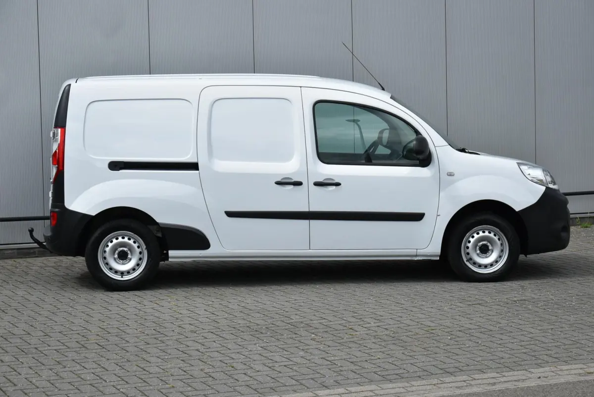 bestel 1.5 Blue dCi L2H1 Maxi Airco Navi Cruise Eur6