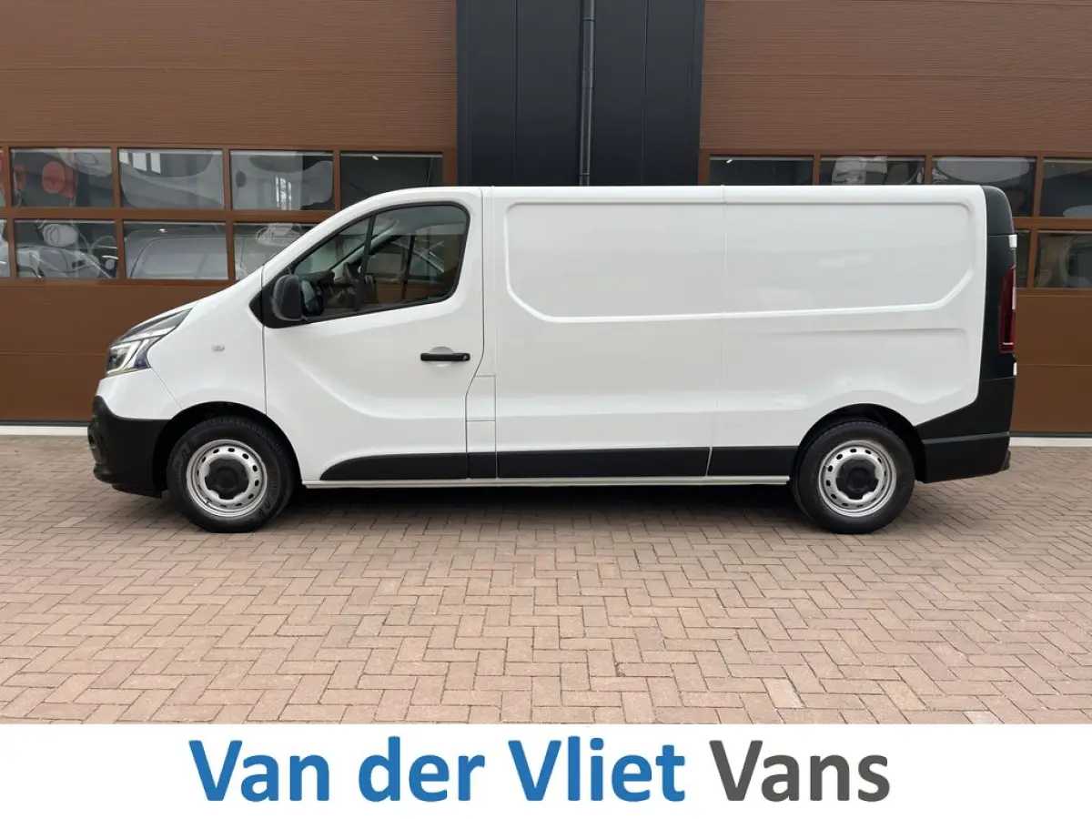 2.0 dCi 120pk L2 Comfort 3p Lease €270 p/m, Trekhaak, Airco, PDC, Cruise controle, Onderhoudshistorie aanwezig