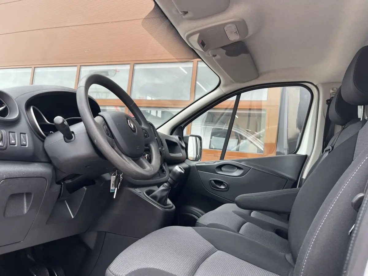 2.0 dCi 120pk L2 Comfort 3p Lease €270 p/m, Trekhaak, Airco, PDC, Cruise controle, Onderhoudshistorie aanwezig