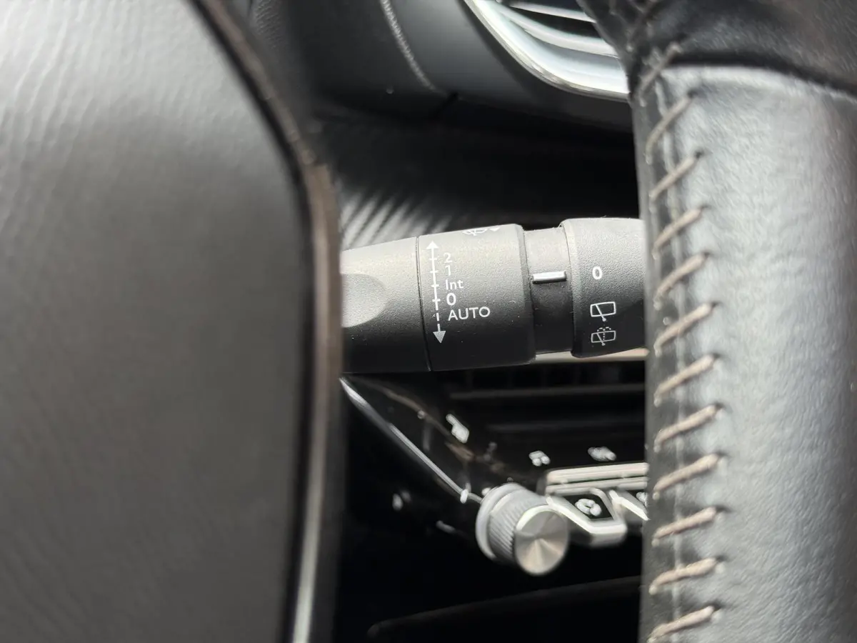 1.2 PureTech Allure 1e Eigenaar|Navi|Camera|i-Cockpit|Clima|Cruise|Stoelverwarming|Carplay|PDC|APK tot 06-2028