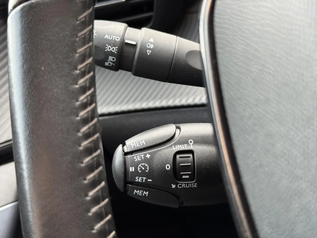 1.2 PureTech Allure 1e Eigenaar|Navi|Camera|i-Cockpit|Clima|Cruise|Stoelverwarming|Carplay|PDC|APK tot 06-2028