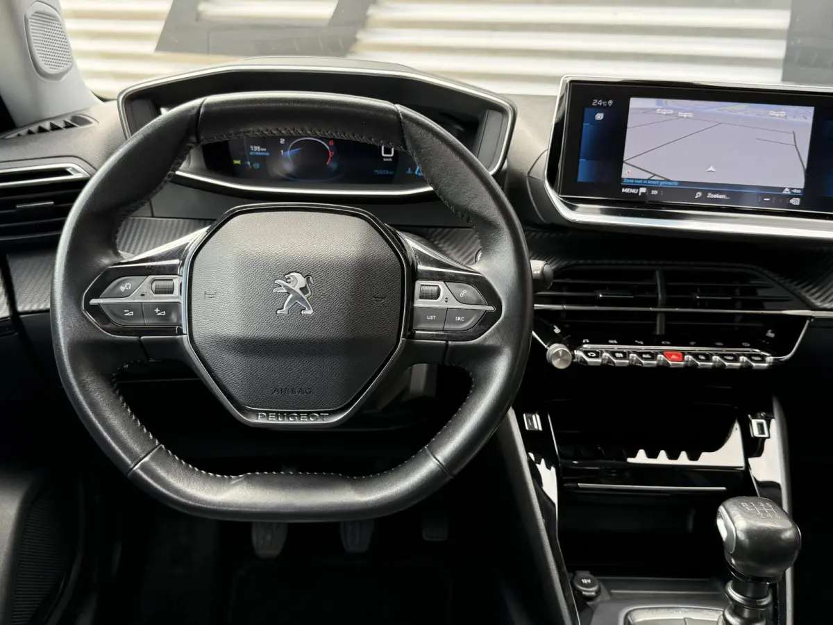 1.2 PureTech Allure 1e Eigenaar|Navi|Camera|i-Cockpit|Clima|Cruise|Stoelverwarming|Carplay|PDC|APK tot 06-2028