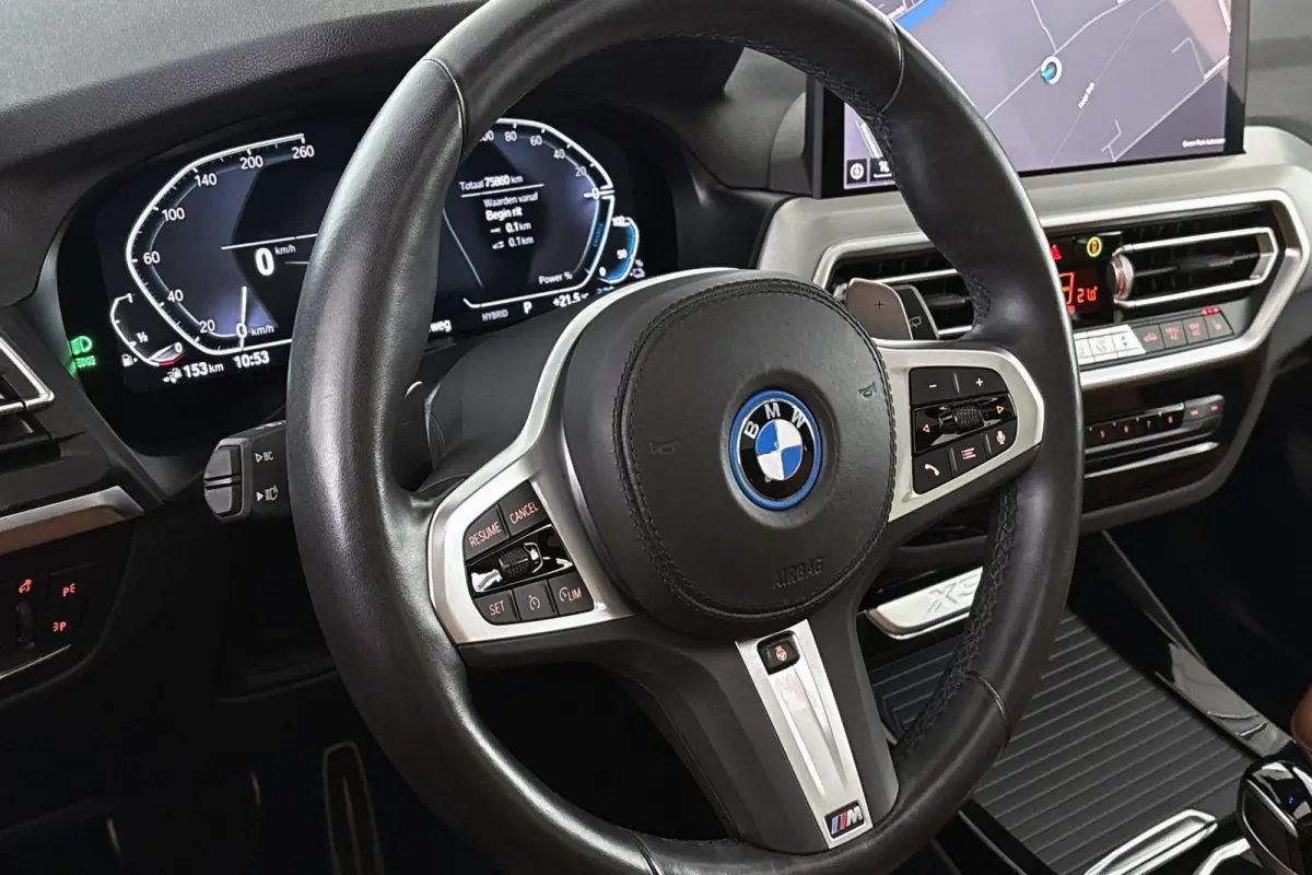 xDrive30e M Sport Panoramadak Stuur-Stoelverwarming HiFi Camera