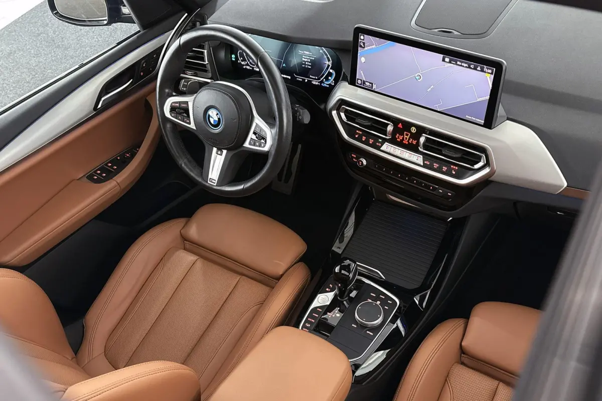 xDrive30e M Sport Panoramadak Stuur-Stoelverwarming HiFi Camera