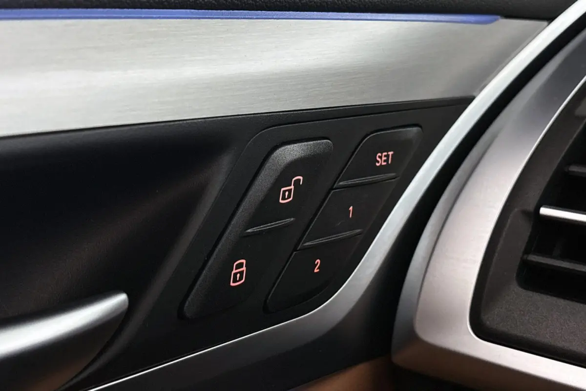 xDrive30e M Sport Panoramadak Stuur-Stoelverwarming HiFi Camera