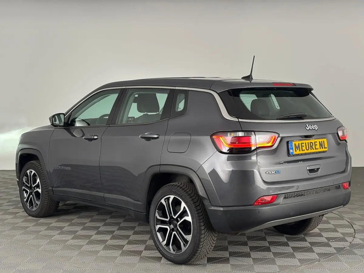 4xe 190 Plug-in Hybrid Altitude | CARPLAY | ECC | PDC | Half LEDER