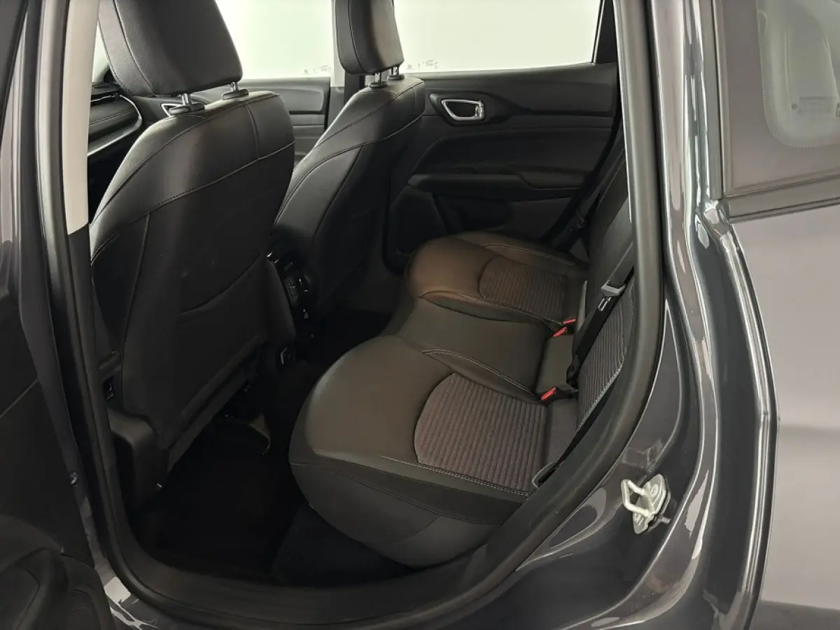 4xe 190 Plug-in Hybrid Altitude | CARPLAY | ECC | PDC | Half LEDER