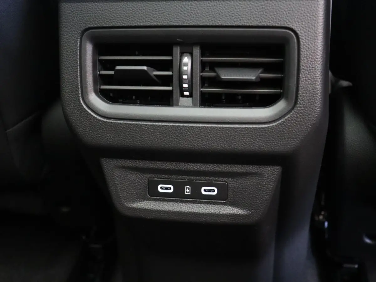 E-Tech full hybrid 200pk esprit Alpine | Vijf jaar garantie | Panoramisch dak | Harman Kardon | HUD | 360 graden camera |