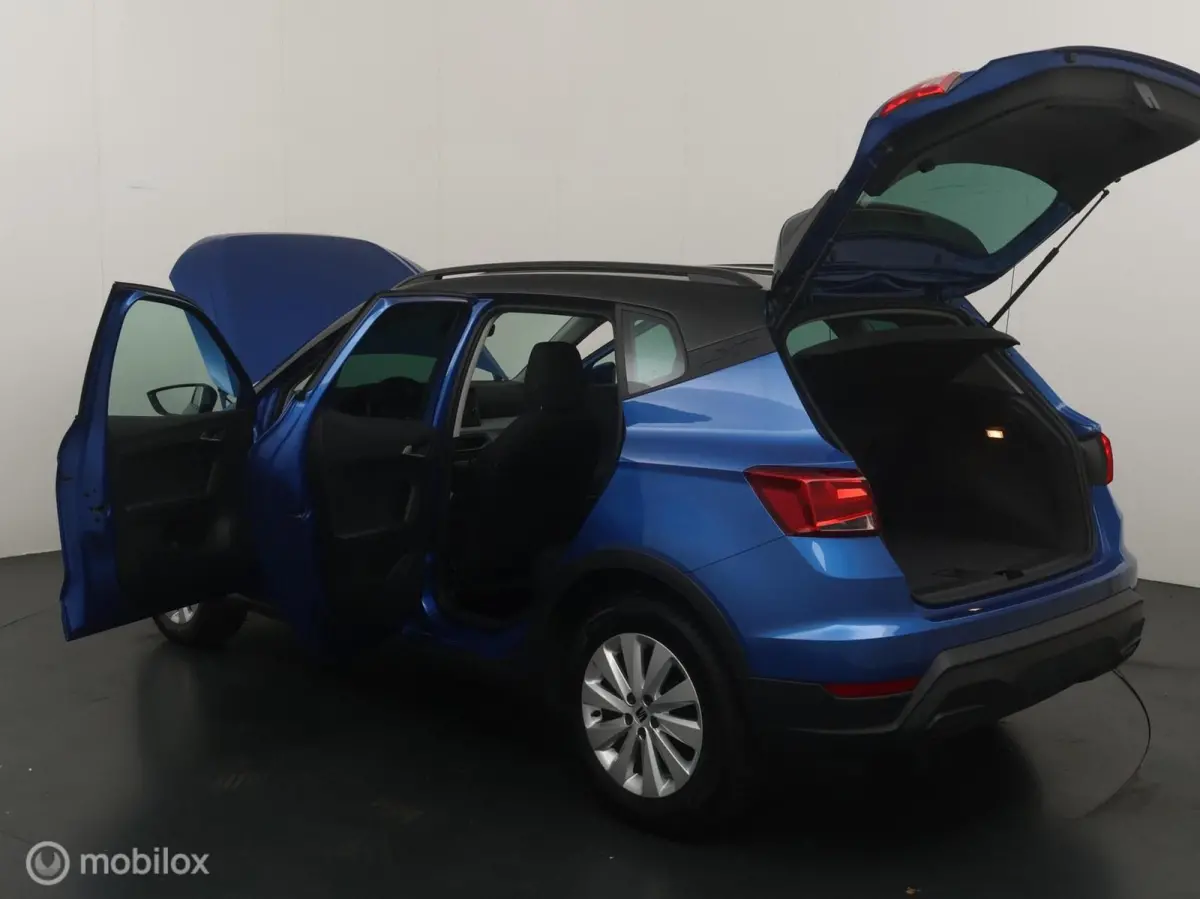 1.0 TSI Style Business Connect