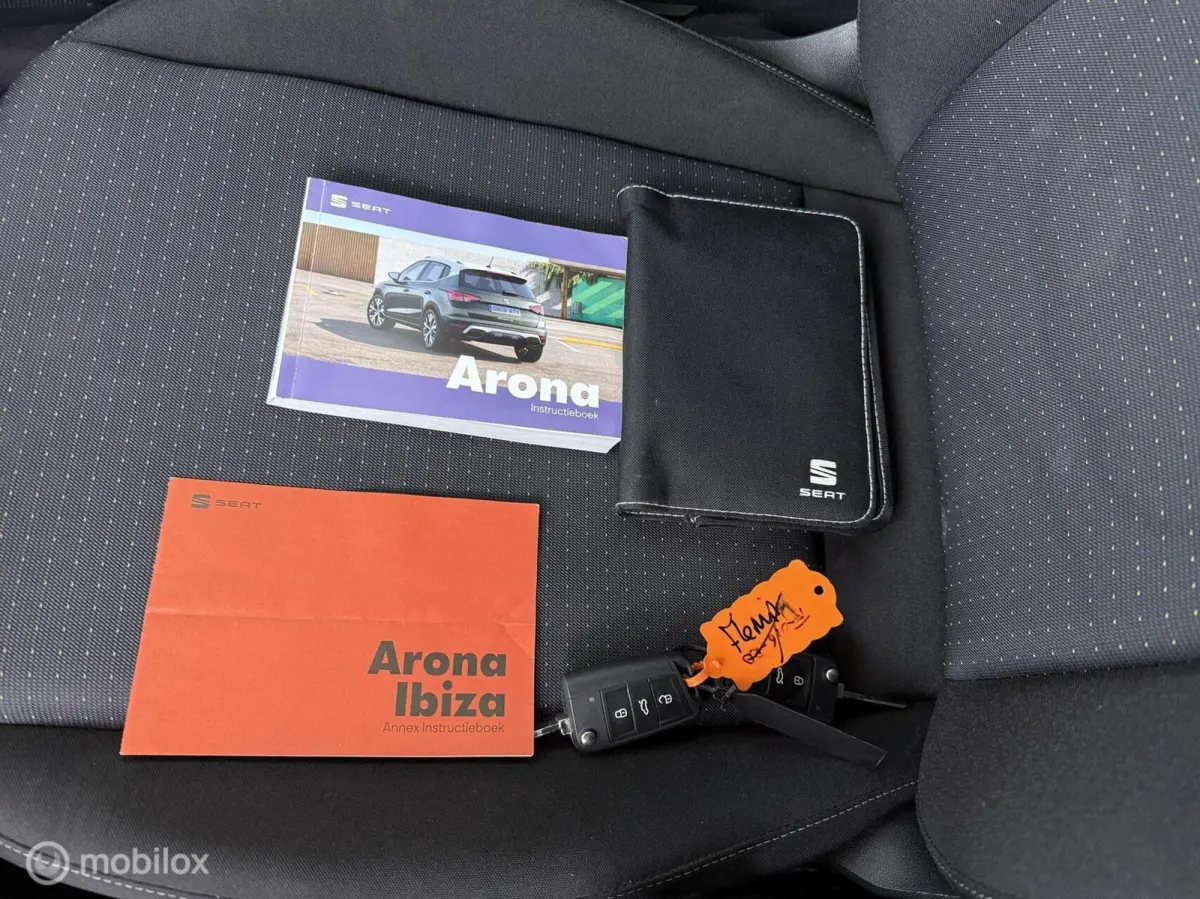 1.0 TSI Style Business Connect