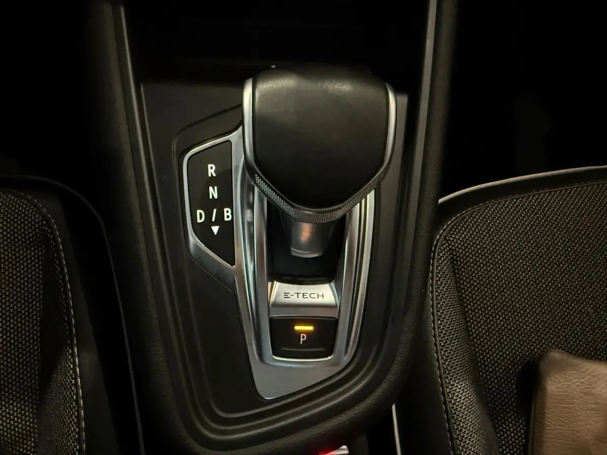 1.6 E-Tech Plug-in Hybrid 160 Intens Camera Keyless