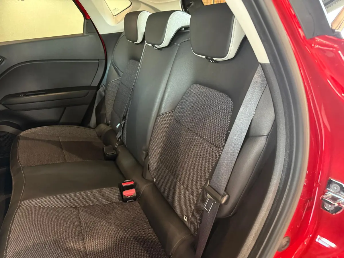 1.6 E-Tech Plug-in Hybrid 160 Intens Camera Keyless