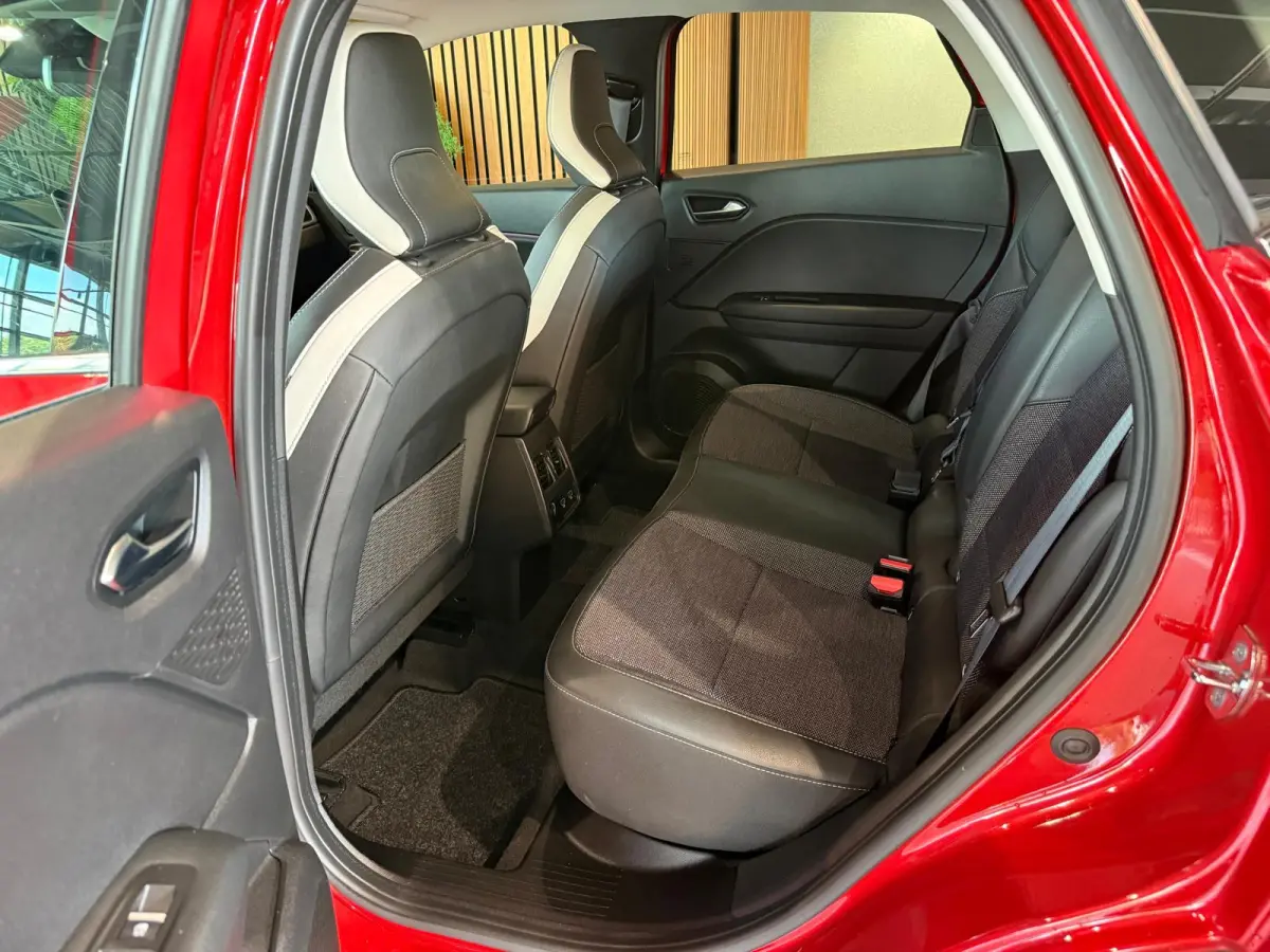1.6 E-Tech Plug-in Hybrid 160 Intens Camera Keyless