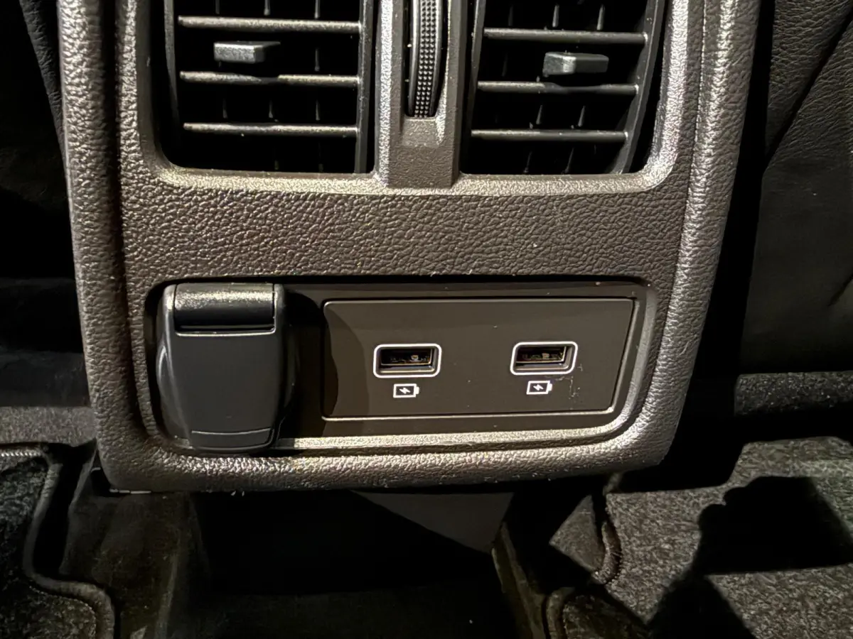 1.6 E-Tech Plug-in Hybrid 160 Intens Camera Keyless
