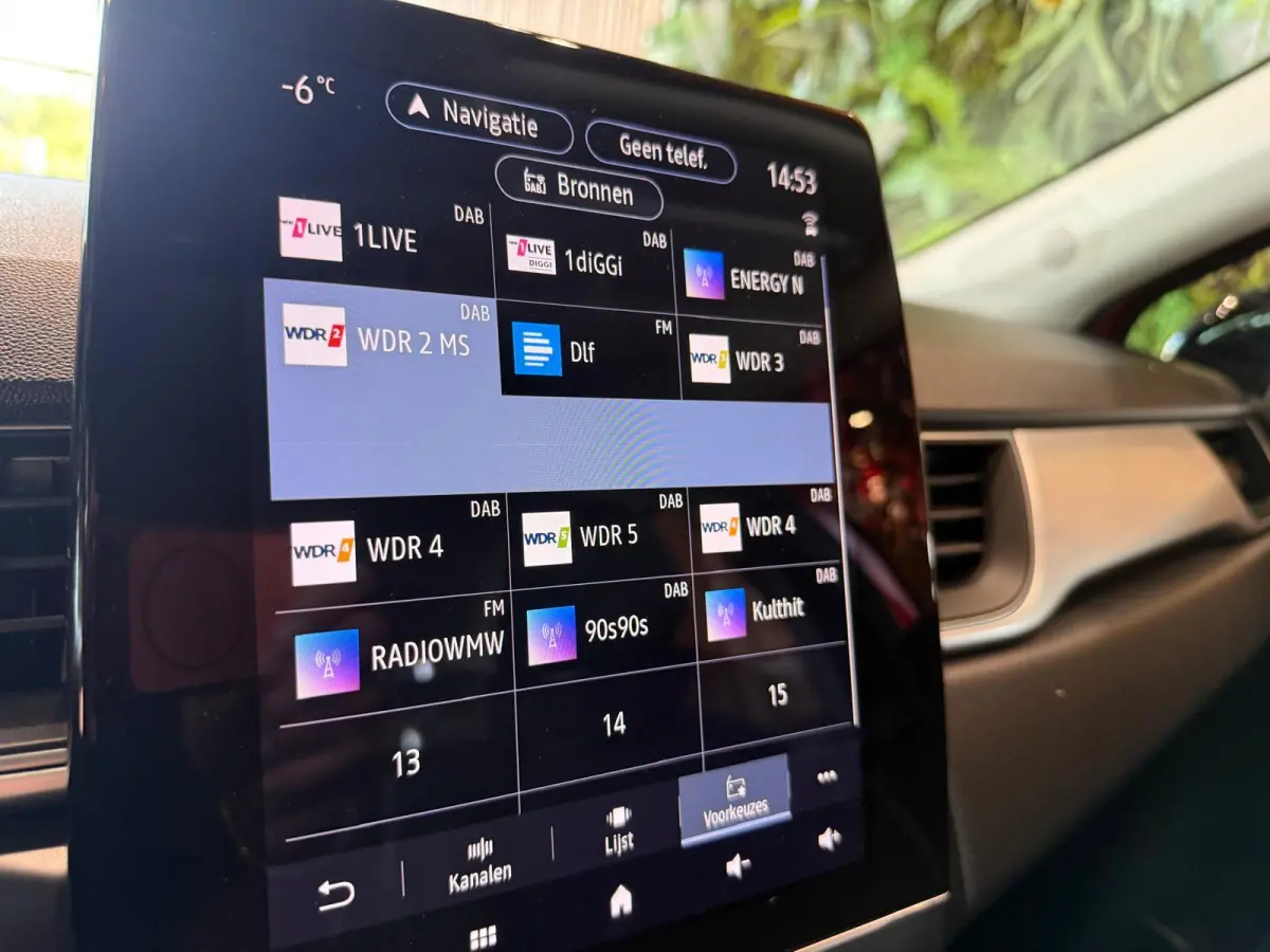 1.6 E-Tech Plug-in Hybrid 160 Intens Camera Keyless
