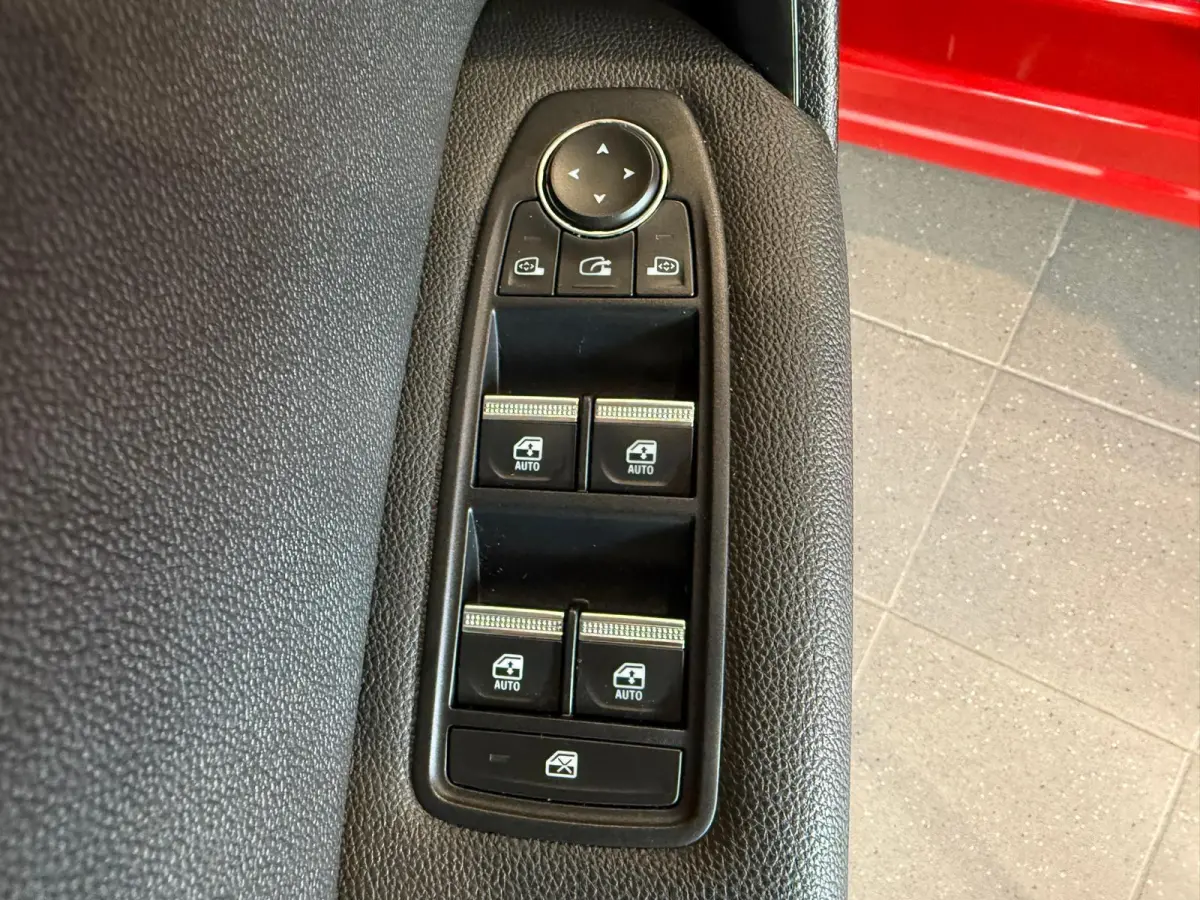 1.6 E-Tech Plug-in Hybrid 160 Intens Camera Keyless