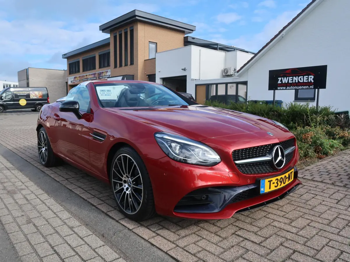 200 Aut AMG-NIGHT|PANORAMADAK|CAMERA|AIRSCARF|PDC|LED|DEALER ONDERHOUDEN|ZEER MOOI