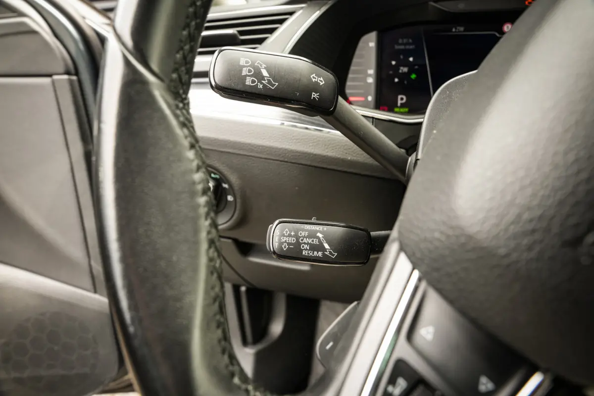 1.4 TSI iV Style Business | ACC | CarPlay | Clima | Navi | DAB | DCC | Metallic | 360 camera |