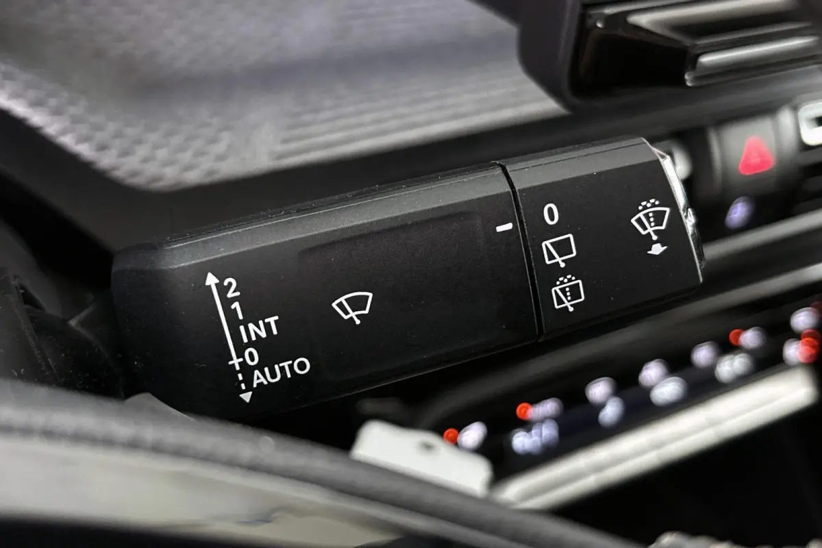 1.2 Hybrid 145pk Max Stuur-Stoelverwarming Camera Apple CarPlay Dodehoek