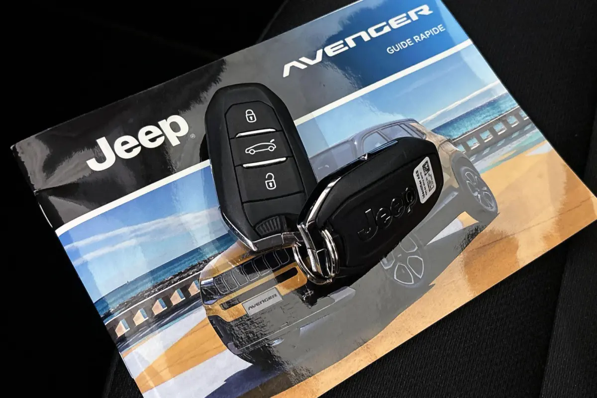 1.2 e-Hybrid Summit Keyless 360-Camera Camera JBL Apple CarPlay