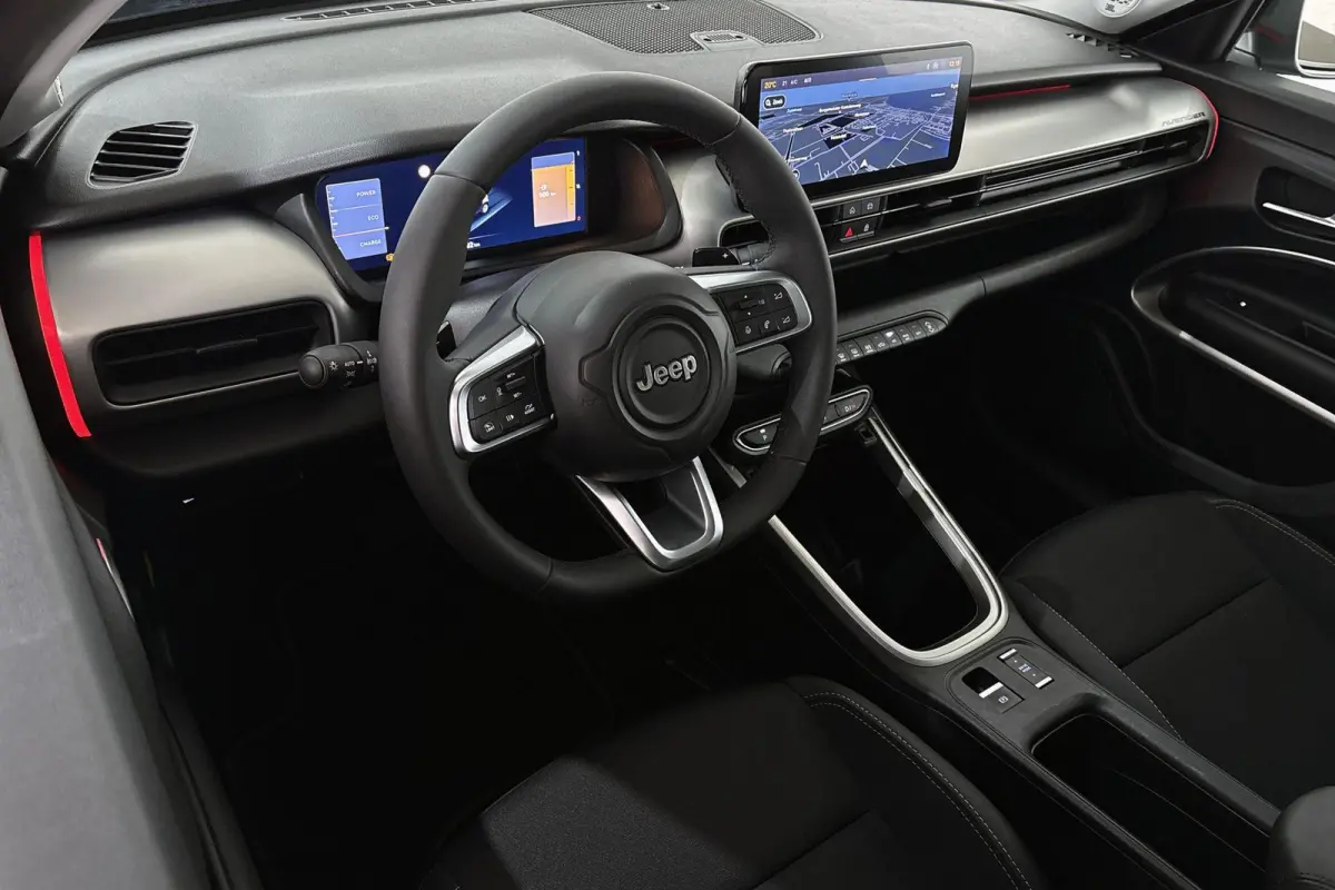 1.2 e-Hybrid Summit Keyless 360-Camera Camera JBL Apple CarPlay