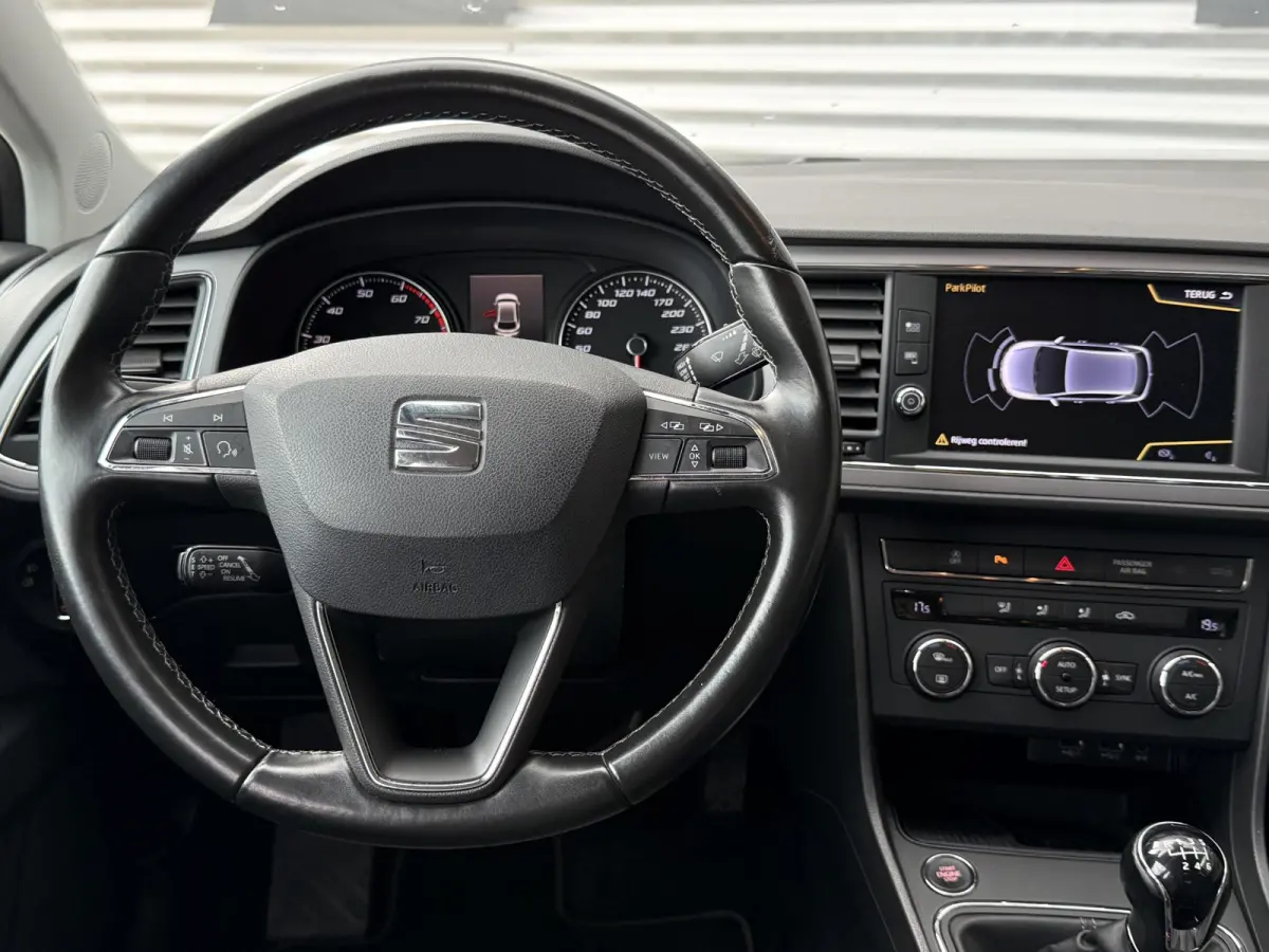 1.0 EcoTSI Style Business Intense Navi|PDC V+A|Clima|Carplay|Cruise|N.A.P|APK tot 02-2027