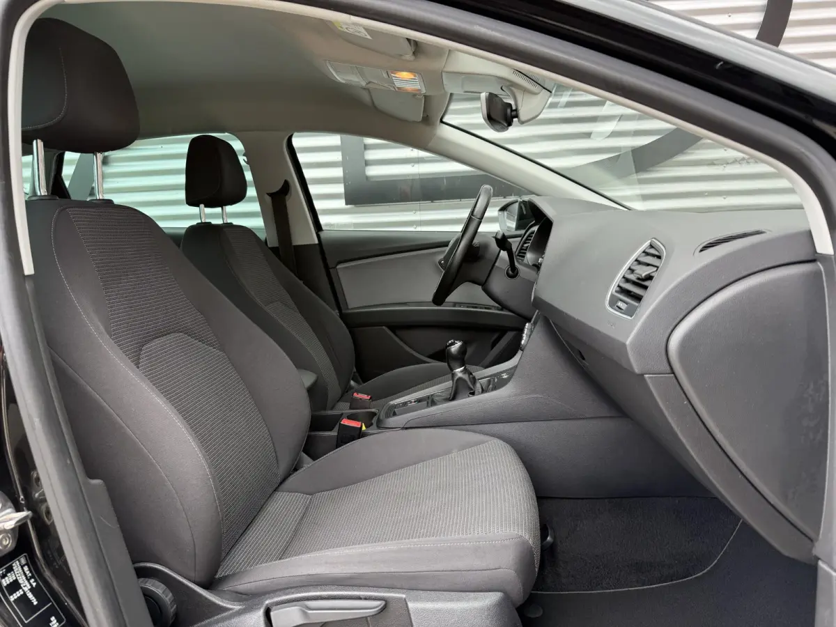 1.0 EcoTSI Style Business Intense Navi|PDC V+A|Clima|Carplay|Cruise|N.A.P|APK tot 02-2027
