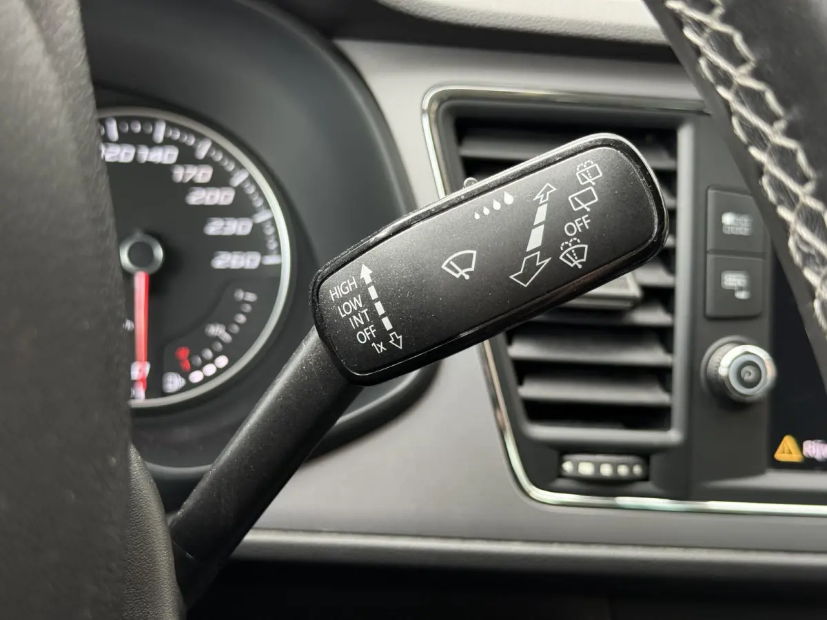 1.0 EcoTSI Style Business Intense Navi|PDC V+A|Clima|Carplay|Cruise|N.A.P|APK tot 02-2027