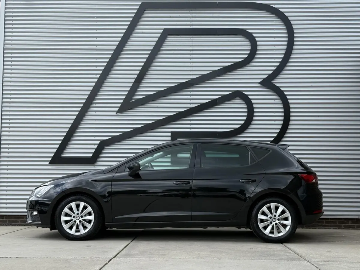 1.0 EcoTSI Style Business Intense Navi|PDC V+A|Clima|Carplay|Cruise|N.A.P|APK tot 02-2027