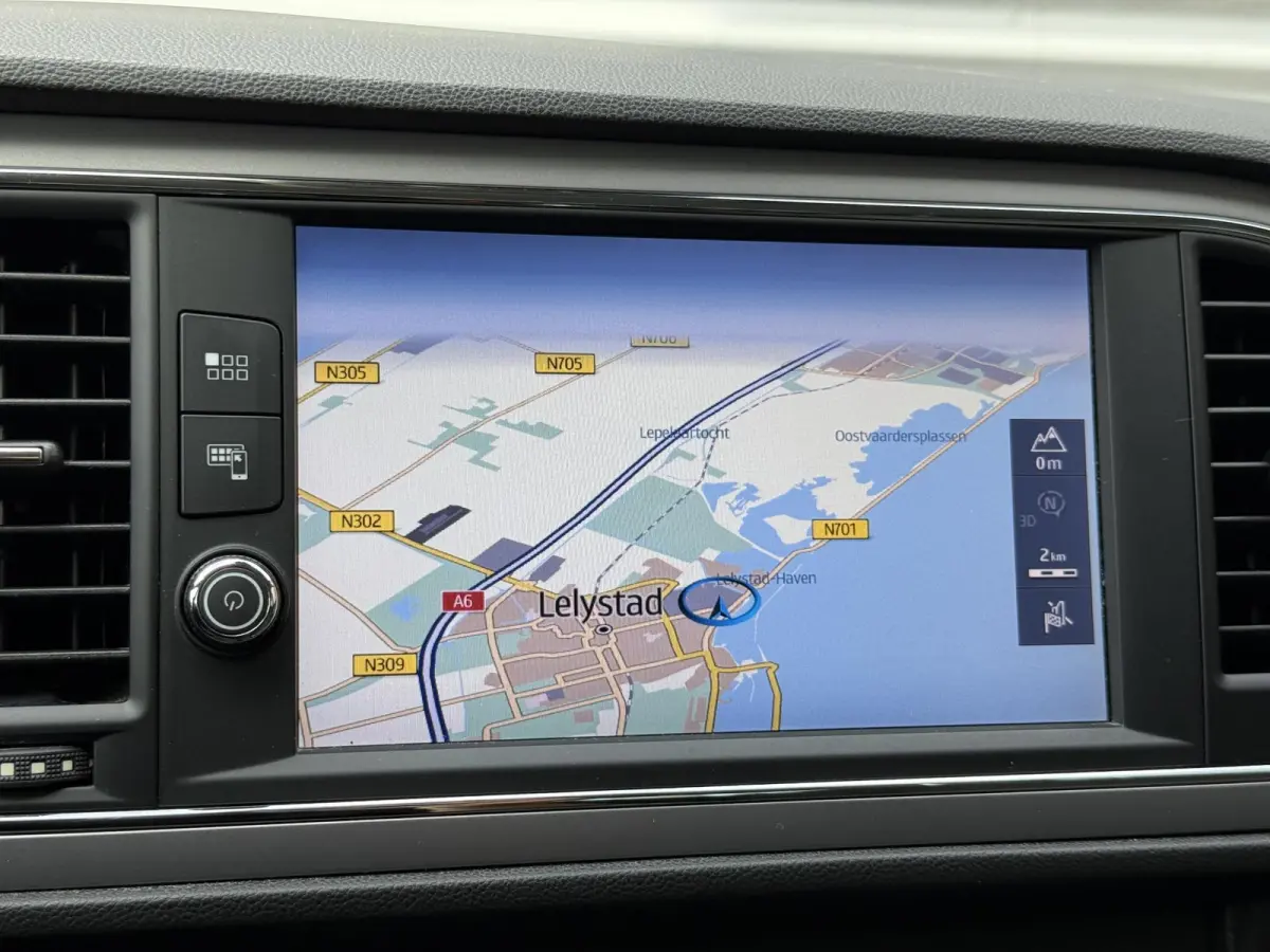 1.0 EcoTSI Style Business Intense Navi|PDC V+A|Clima|Carplay|Cruise|N.A.P|APK tot 02-2027