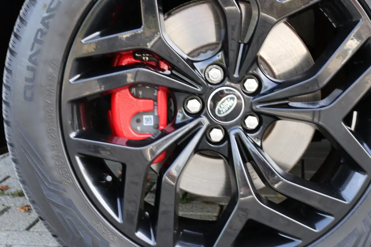 1.5 P300e AWD R-Dynamic HSE Black Optiek | panoramadak | meridian | adap. cruise | camera | keyless