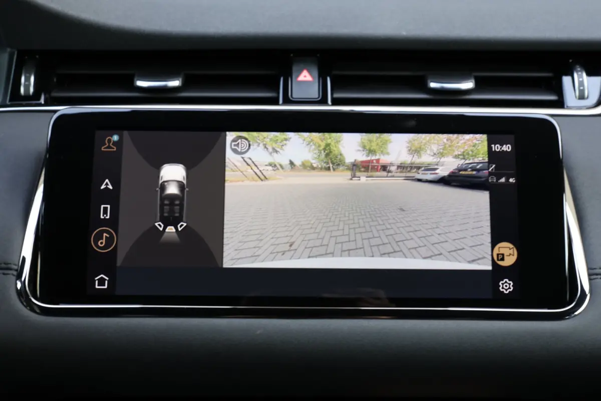 1.5 P300e AWD R-Dynamic HSE Black Optiek | panoramadak | meridian | adap. cruise | camera | keyless