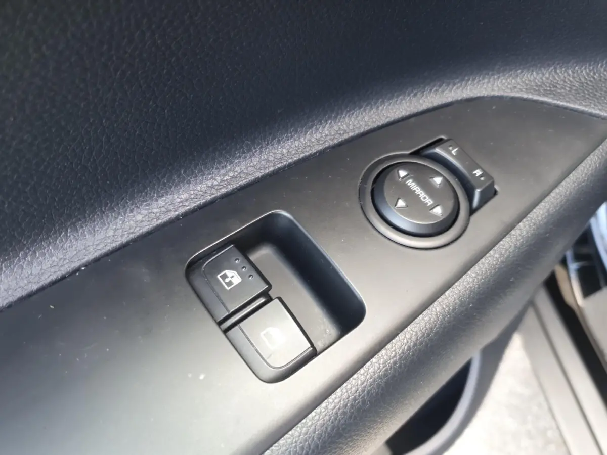 1.0 T-GDi MHEV DynamicLine | Navigatie | Camera | Climate control | Cruise control | Apple Carplay / Android Auto | Parkeersensoren achter |