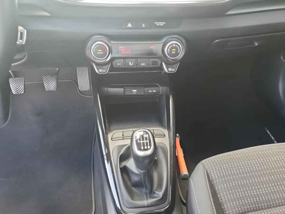 1.0 T-GDi MHEV DynamicLine | Navigatie | Camera | Climate control | Cruise control | Apple Carplay / Android Auto | Parkeersensoren achter |