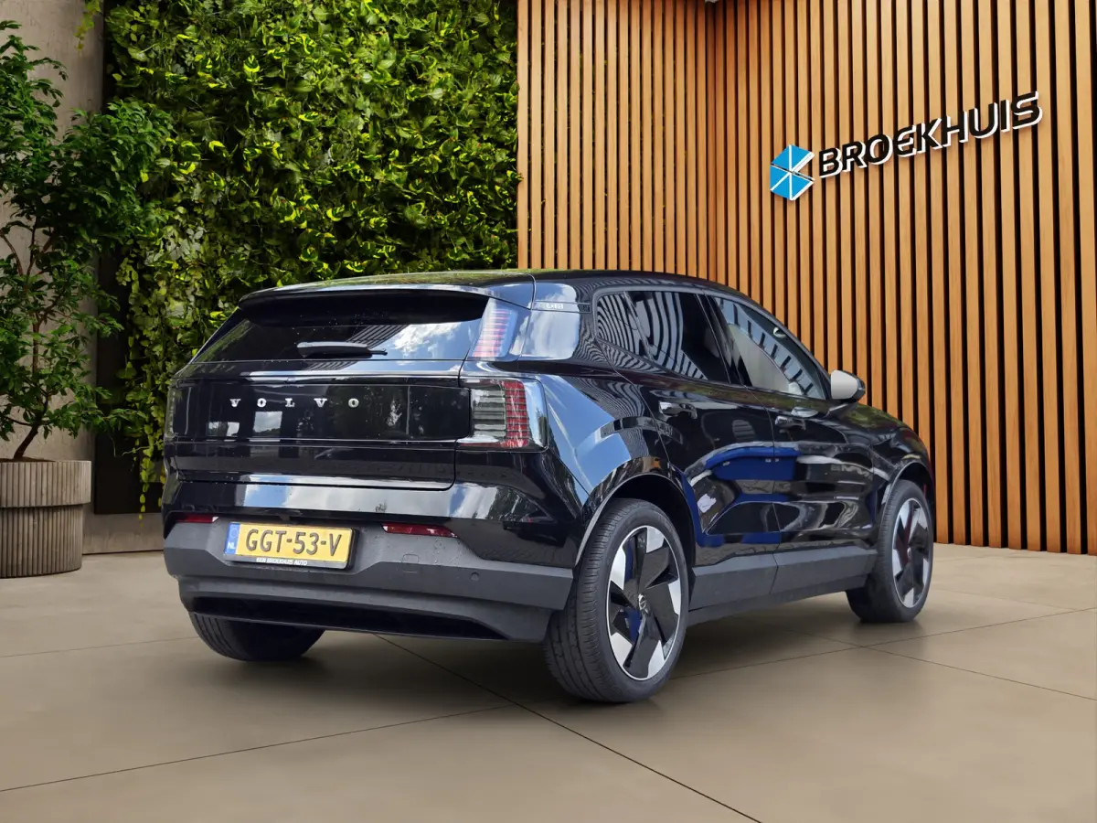 Single Motor Extended Range Plus 69 kWh | Camera | Harman/Kardon | Pilot Assist | Stuur/stoelverwarming | Sfeerverlichting