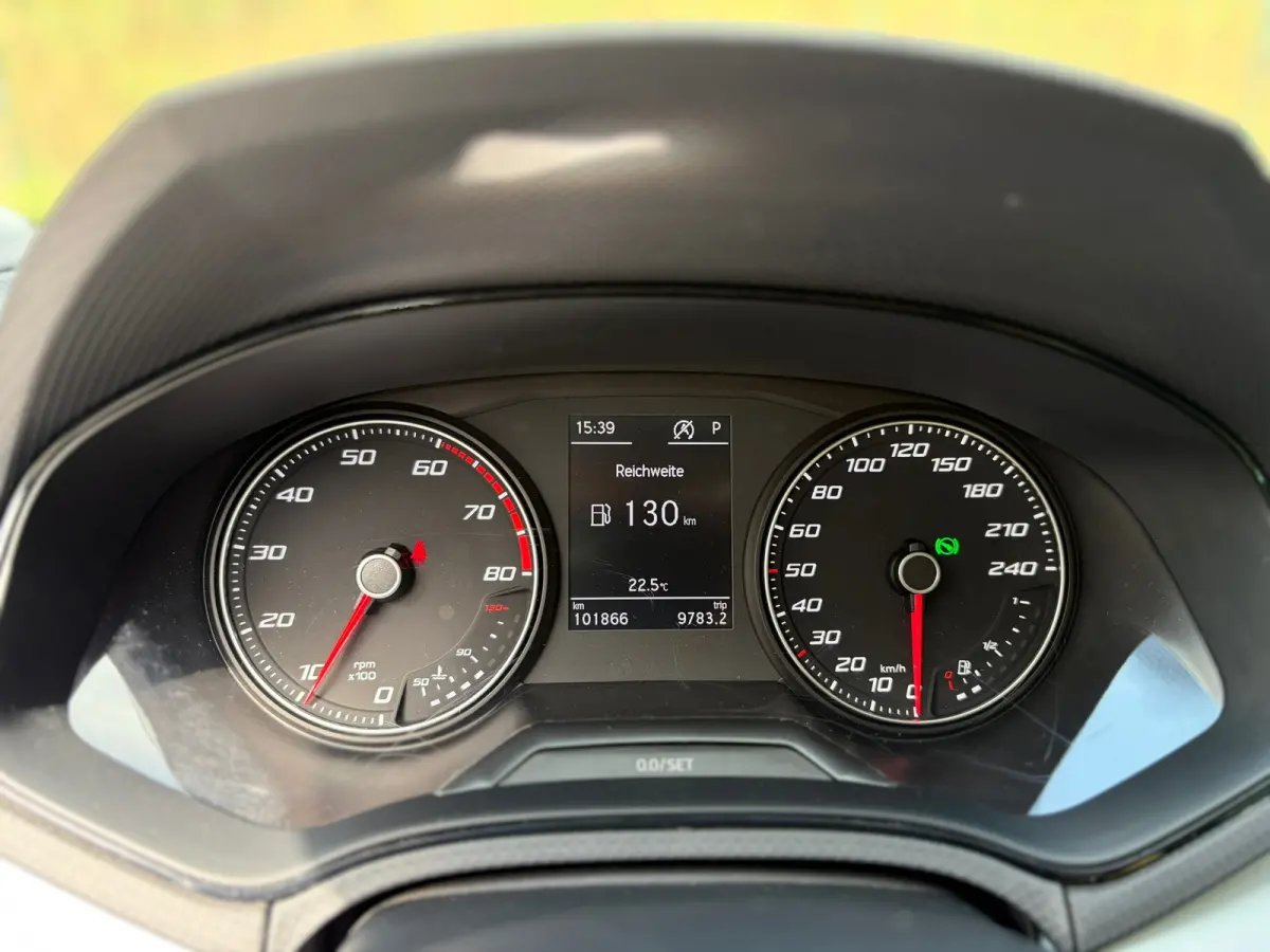 1.0 EcoTSI DSG I LED I FR VELGEN I 1E EIG I ZEER MOOI I CARPLAY