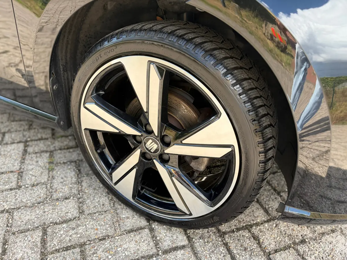 1.0 EcoTSI DSG I LED I FR VELGEN I 1E EIG I ZEER MOOI I CARPLAY