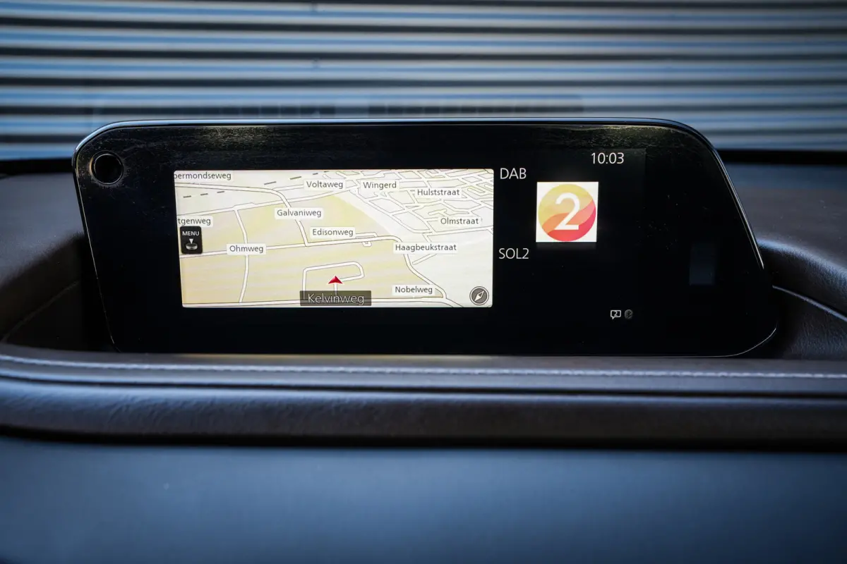 2.0 e-SkyActiv-G M Hybrid Comfort | CarPlay | Clima | ACC | Trekhaak | Leder | Navi | 360 camera |