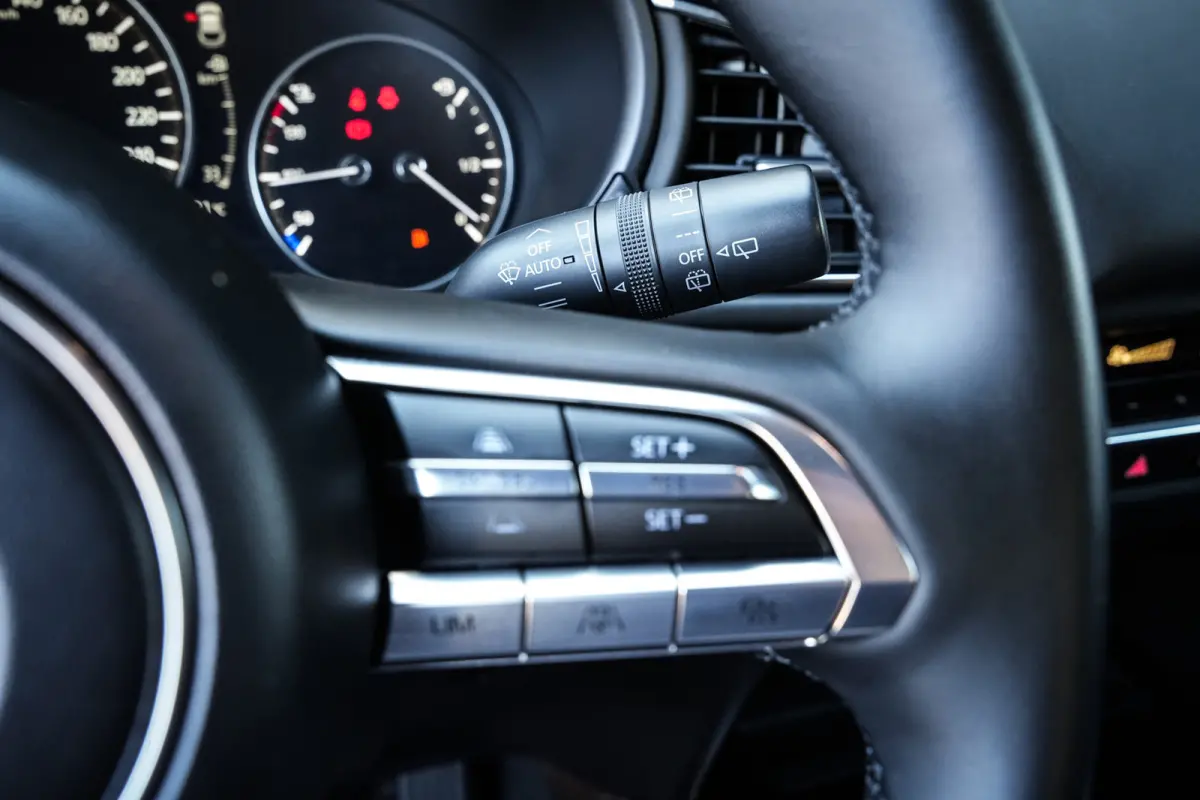 2.0 e-SkyActiv-G M Hybrid Comfort | CarPlay | Clima | ACC | Trekhaak | Leder | Navi | 360 camera |