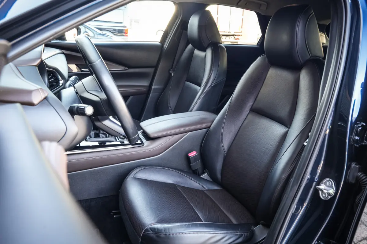 2.0 e-SkyActiv-G M Hybrid Comfort | CarPlay | Clima | ACC | Trekhaak | Leder | Navi | 360 camera |