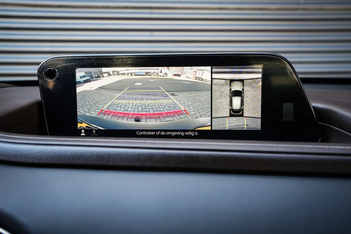 2.0 e-SkyActiv-G M Hybrid Comfort | CarPlay | Clima | ACC | Trekhaak | Leder | Navi | 360 camera |