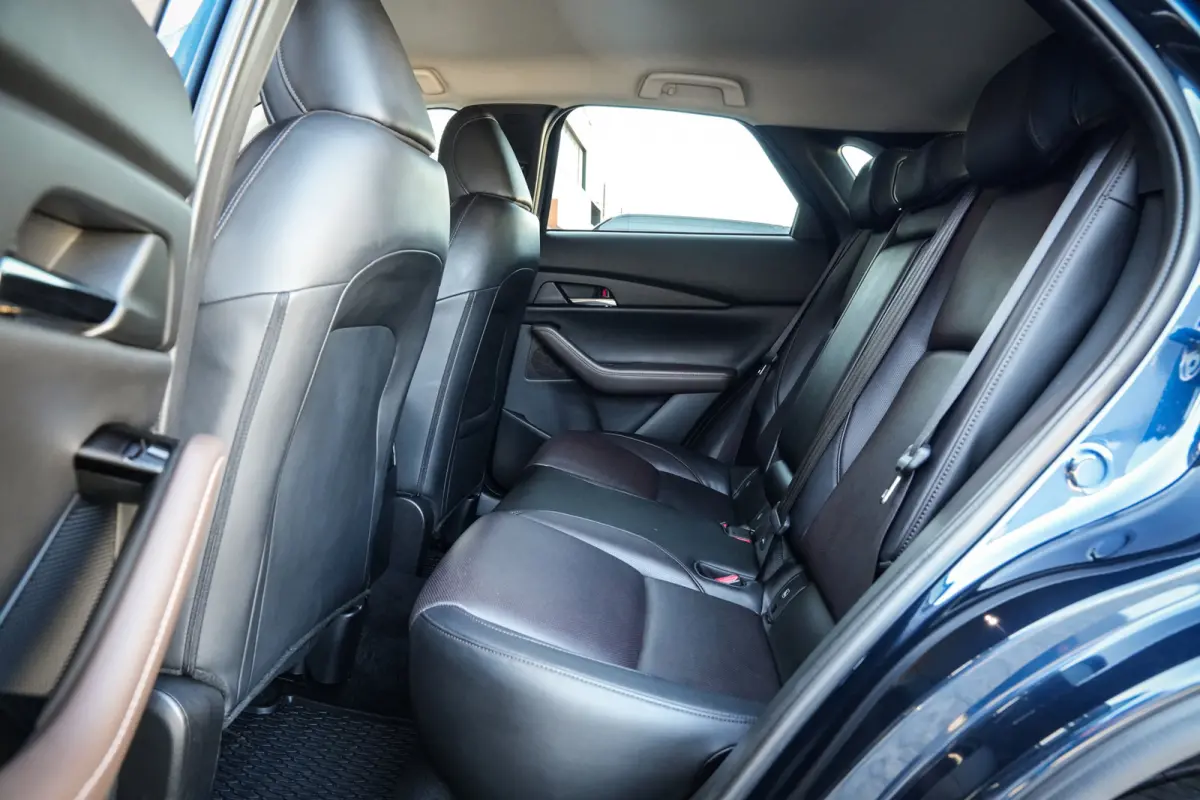 2.0 e-SkyActiv-G M Hybrid Comfort | CarPlay | Clima | ACC | Trekhaak | Leder | Navi | 360 camera |