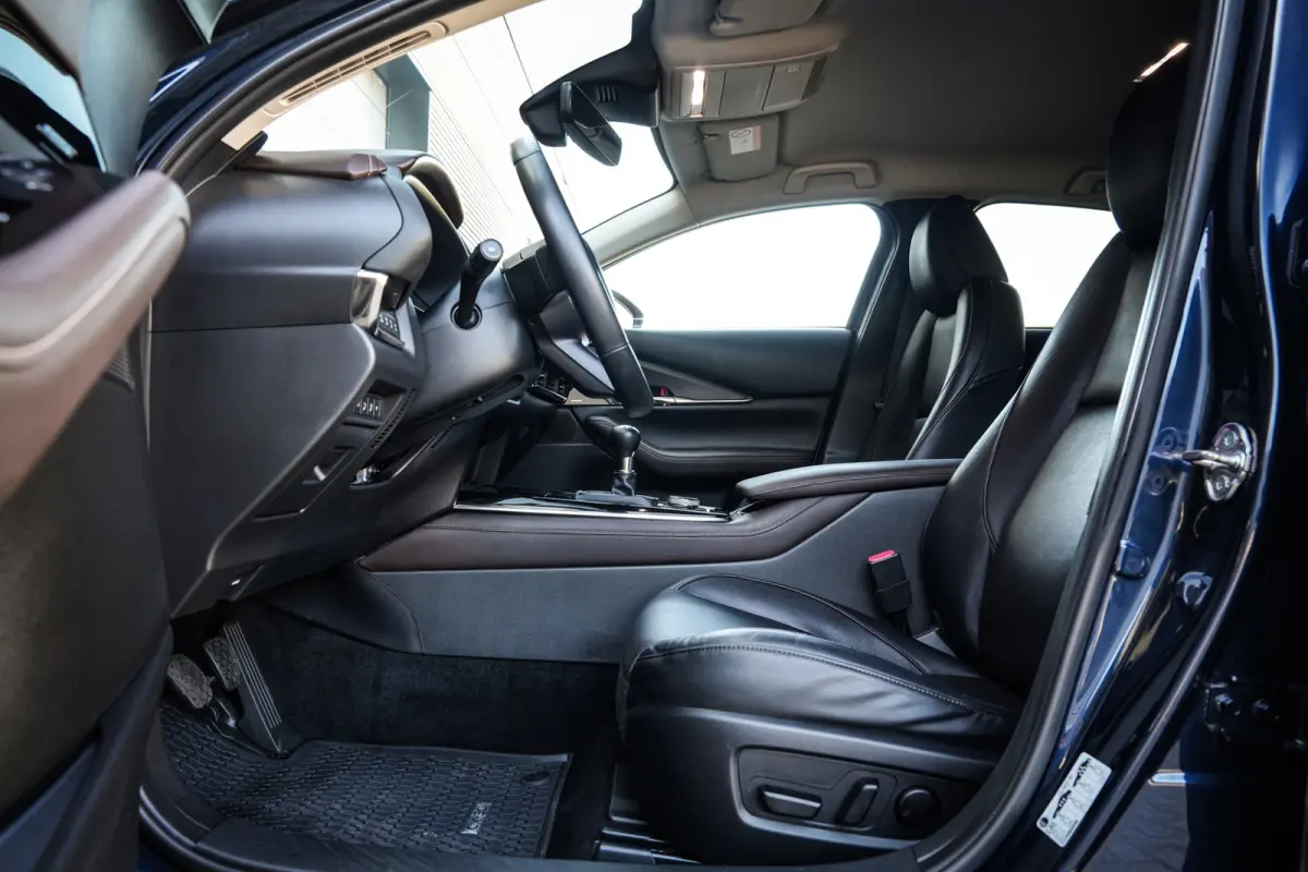2.0 e-SkyActiv-G M Hybrid Comfort | CarPlay | Clima | ACC | Trekhaak | Leder | Navi | 360 camera |
