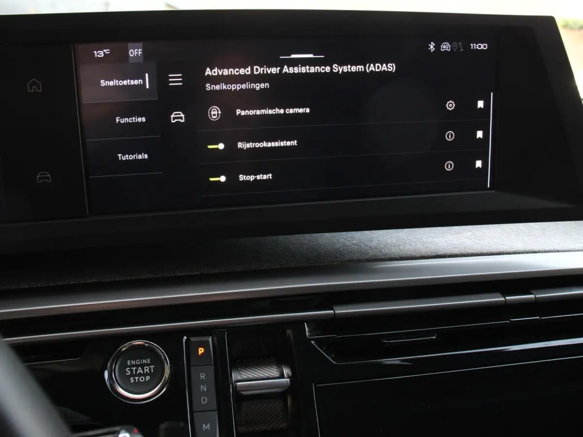 1.2 Hybrid 145pk Automaat Allure 7p Navigatie Apple Carplay Android Auto Camera Climate control Dab Led Keyless start Lichtmetalen Velgen Parkeer sensoren
