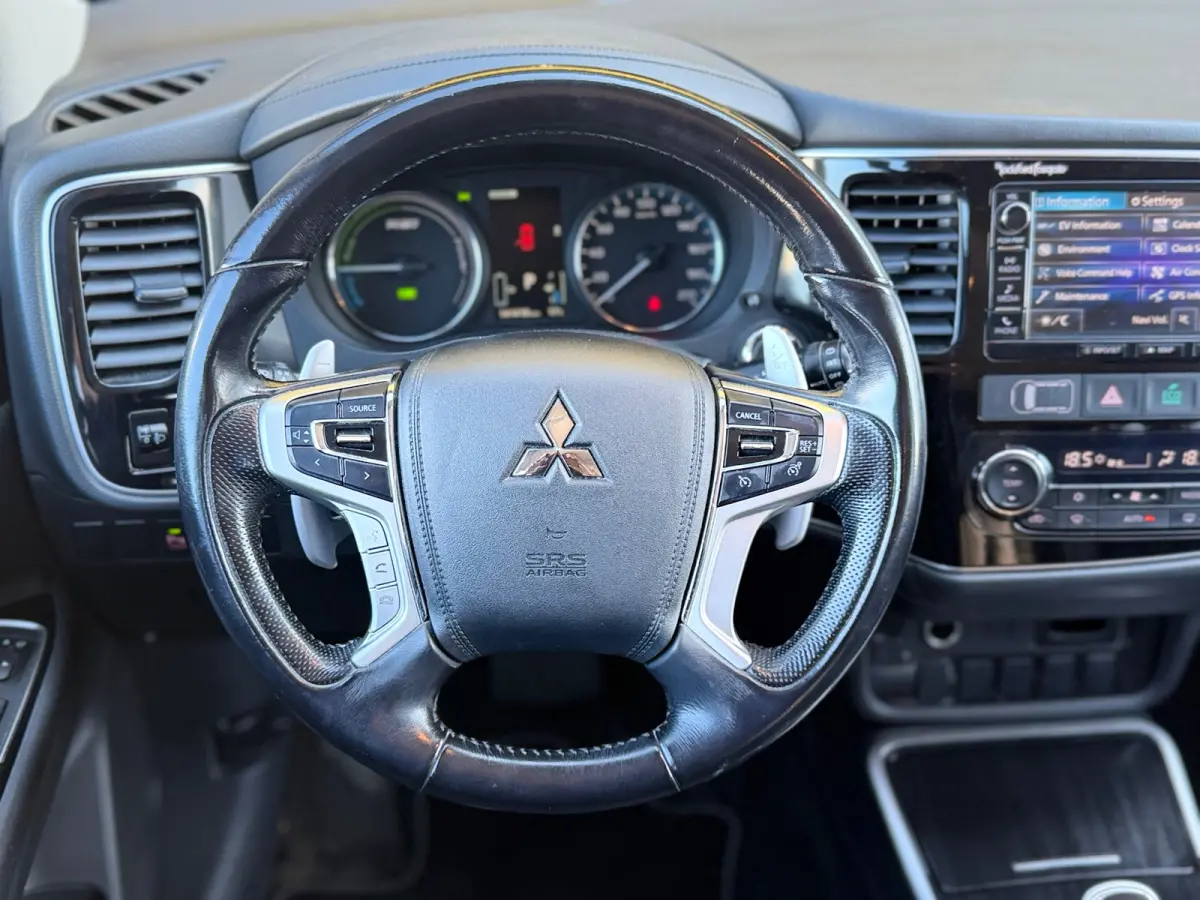 2.0 PHEV NW MODEL Executive Edition - Black Pearl - Camera/Keyless/Seatheat - Topstaat